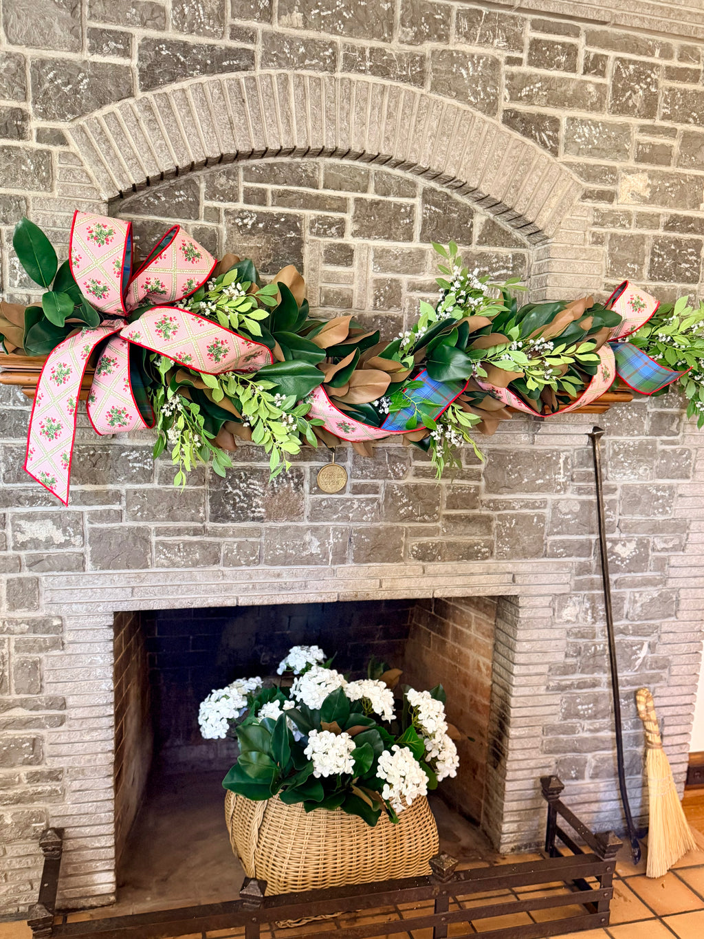 Pick of the Patch Ribbon Garland