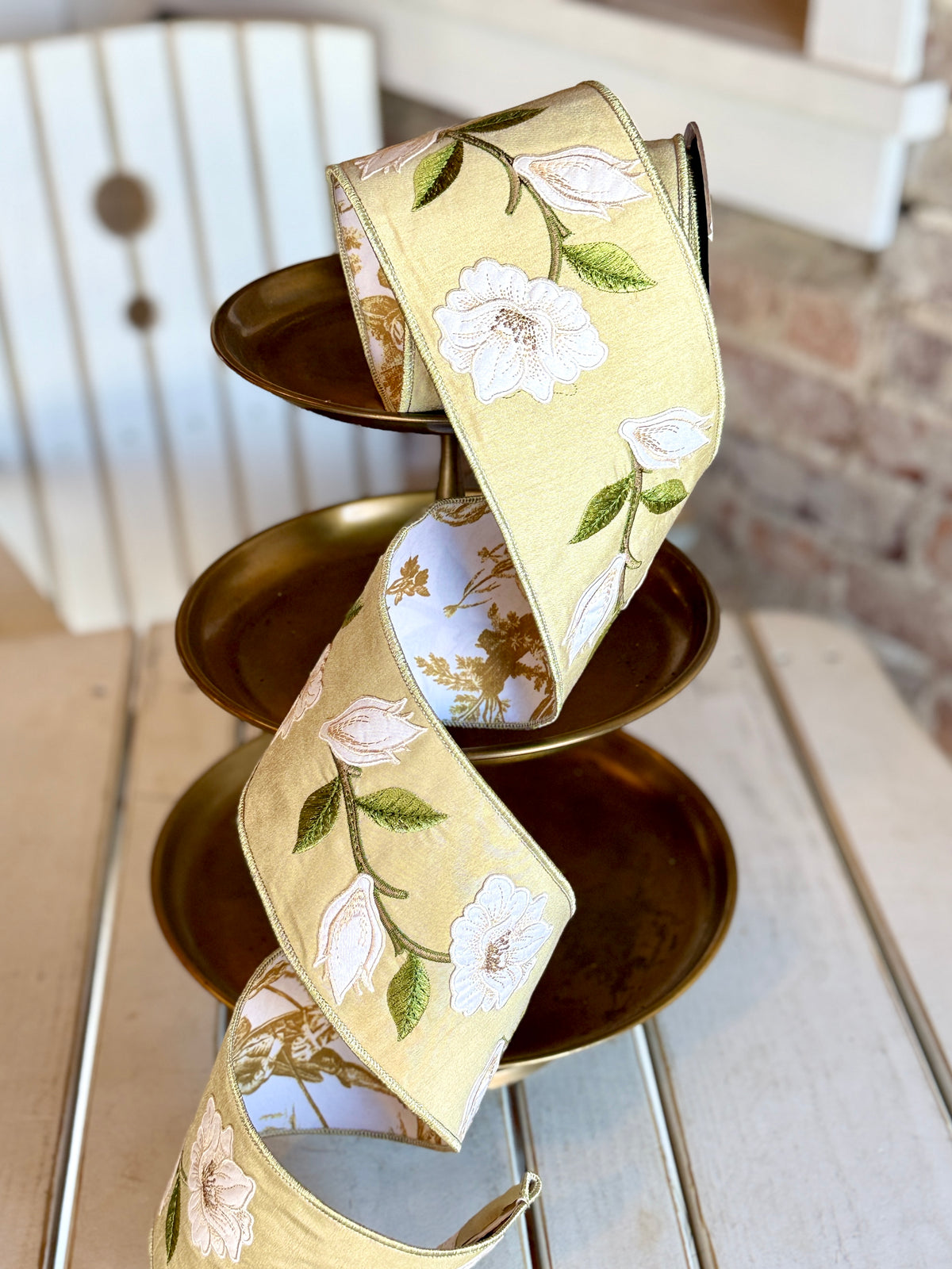 4" MAGNOLIA W/TOILE RIBBON -SOLD BY THE YARD