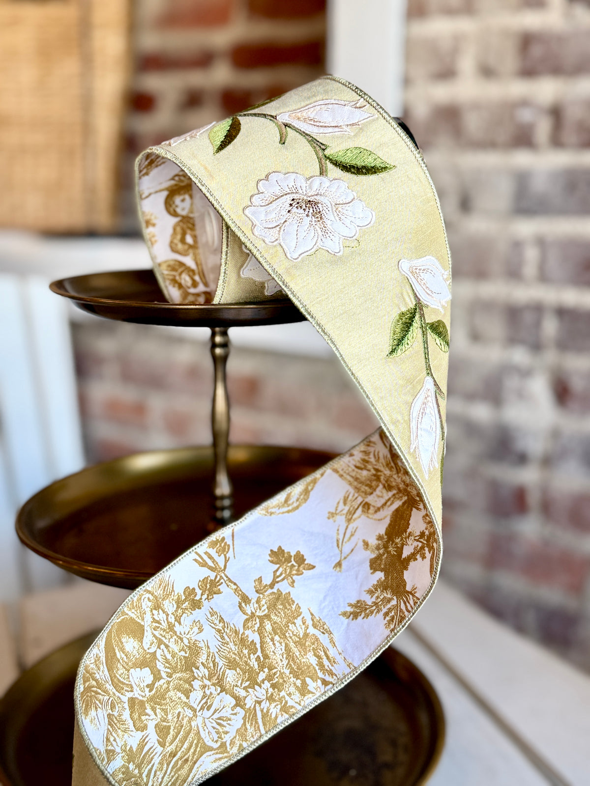 4" MAGNOLIA W/TOILE RIBBON -SOLD BY THE YARD