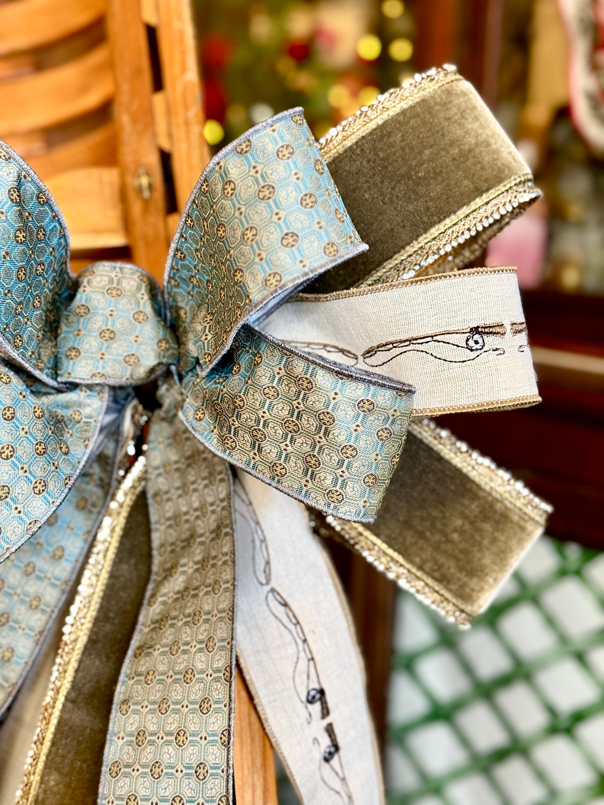 A Fall Afternoon Bow