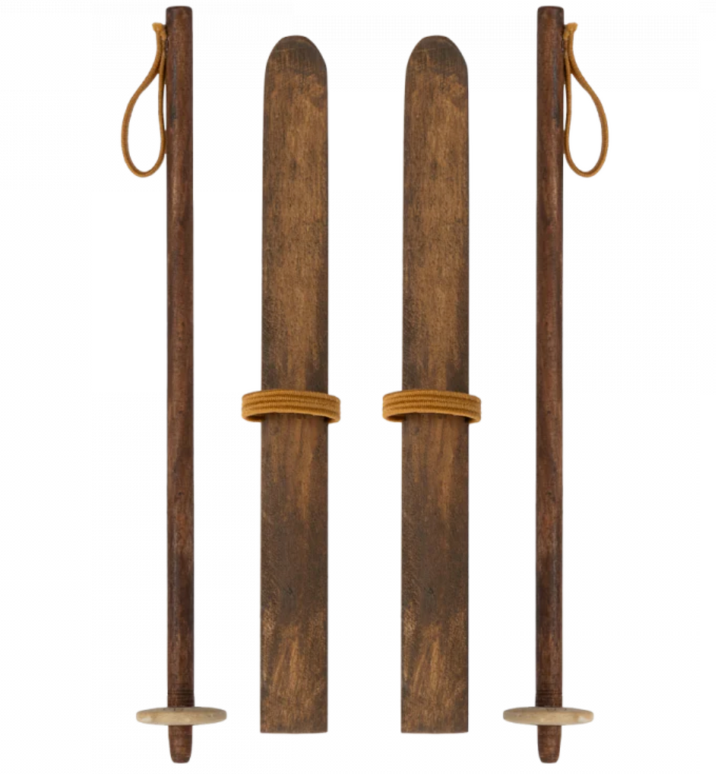 Ski and ski poles, Mum & Dad mouse