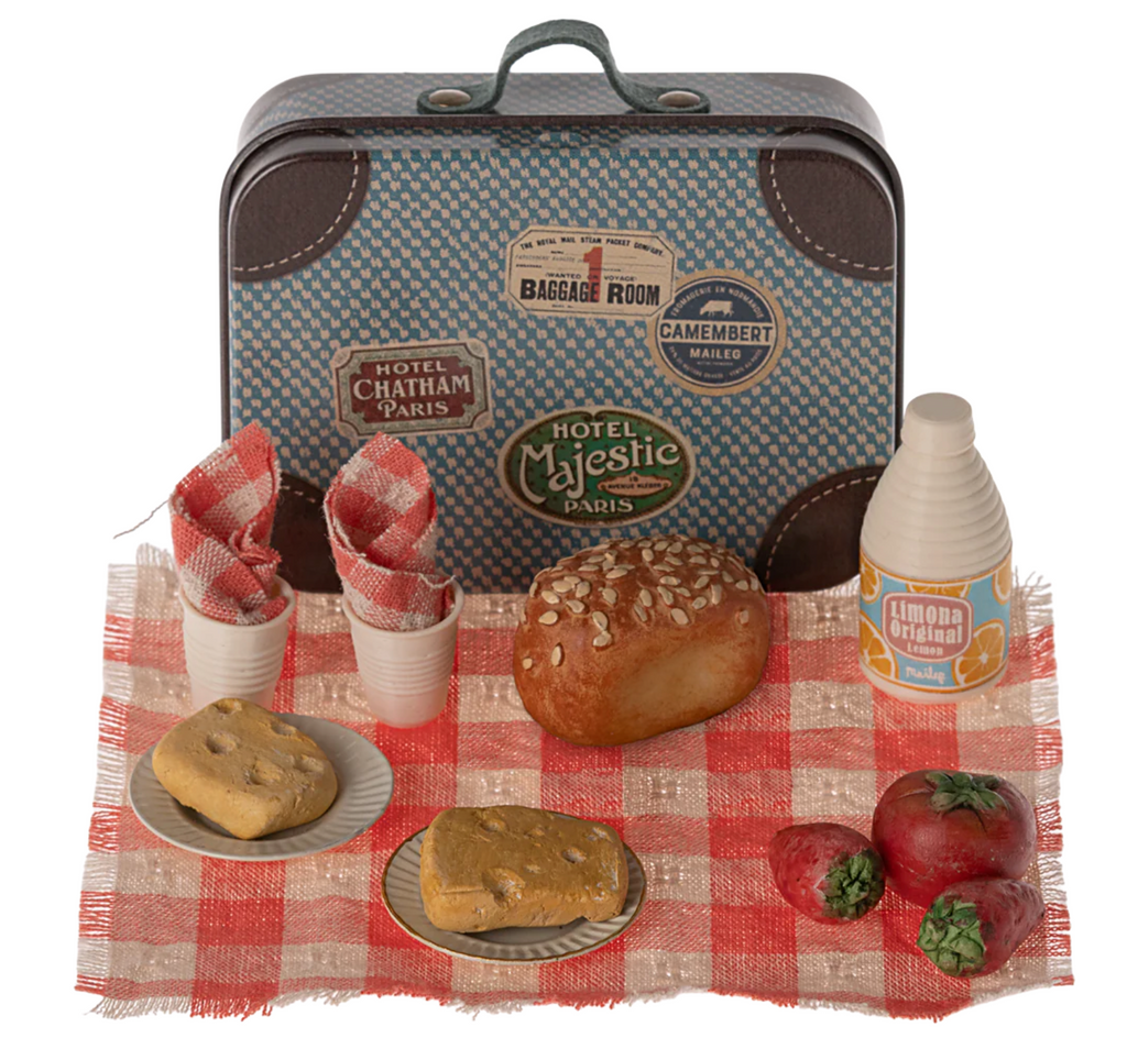 Picnic Set, Mouse