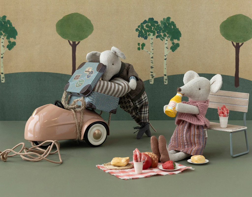 Picnic Set, Mouse