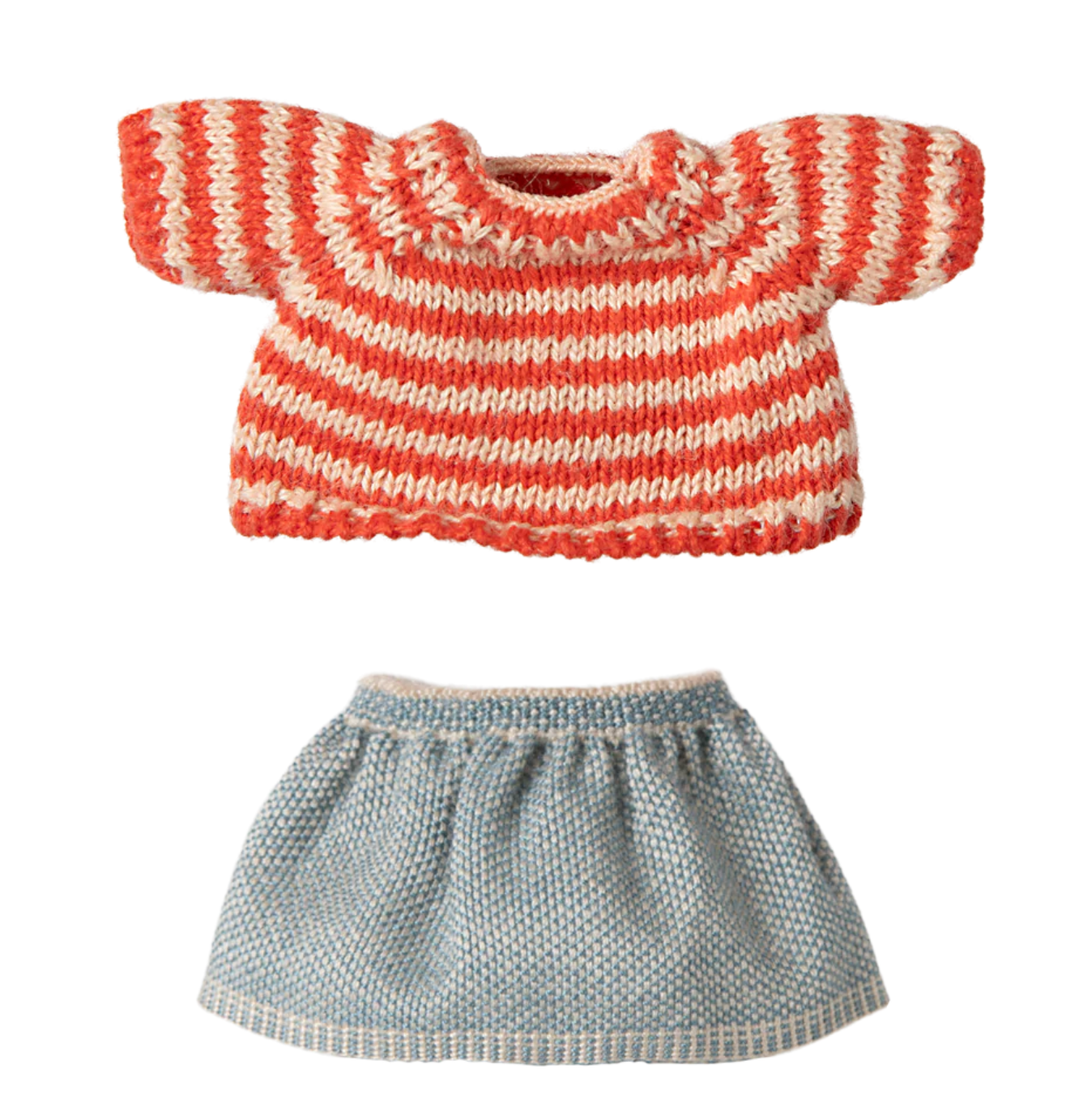 Knitted Sweater and Skirt, Big Sister Mouse