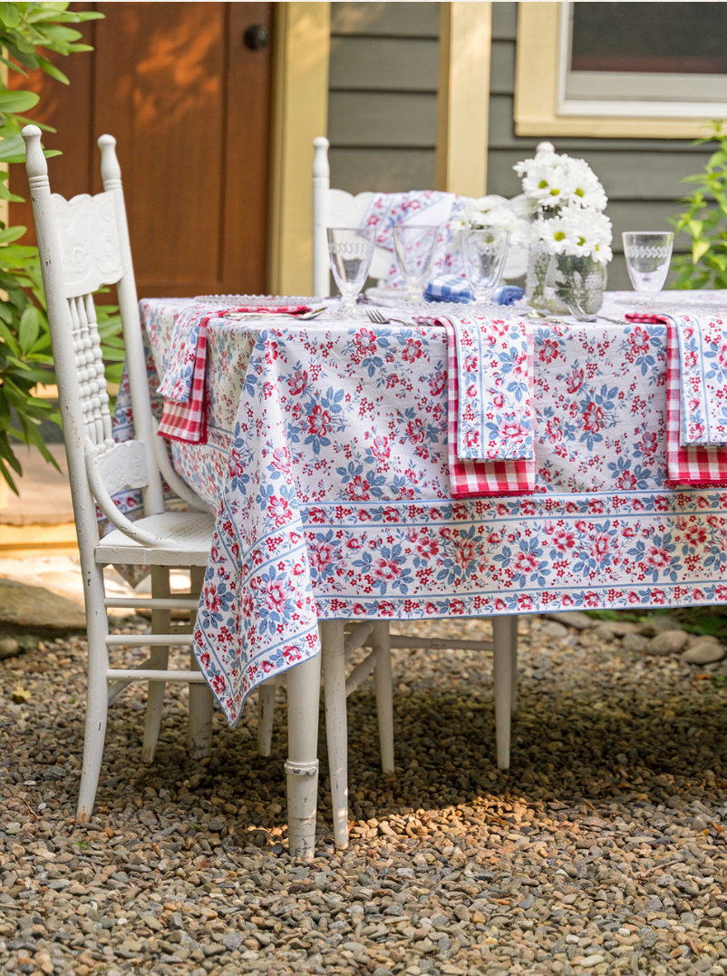Magnolia Tablecloth 54x54
