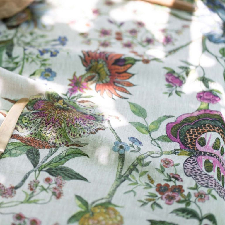 Biloba Square Tablecloth