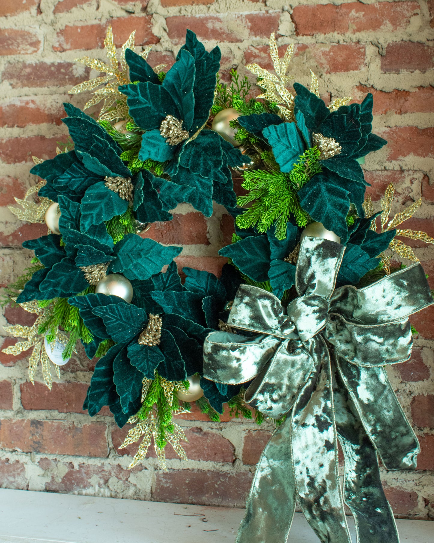 Green Velvet & Gold Wreath