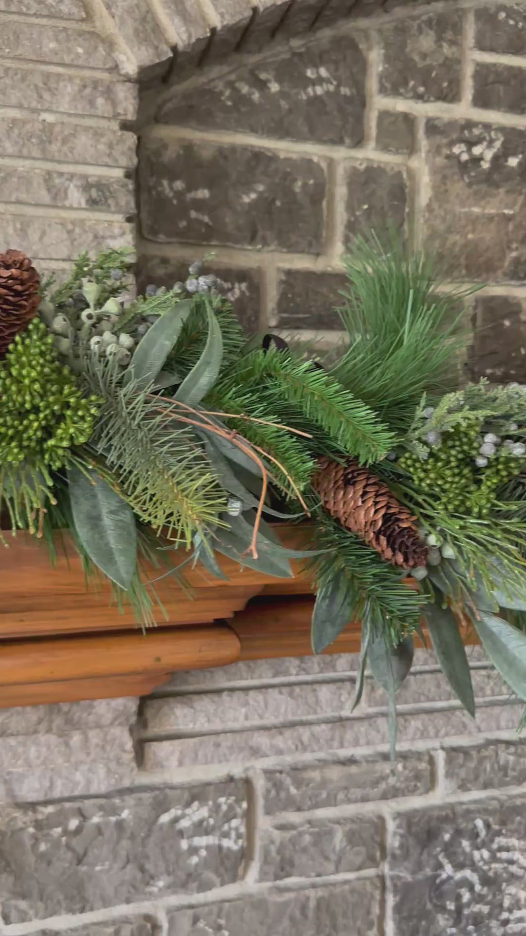 6’ Mixed Pine Cedar Laurel Garland Green