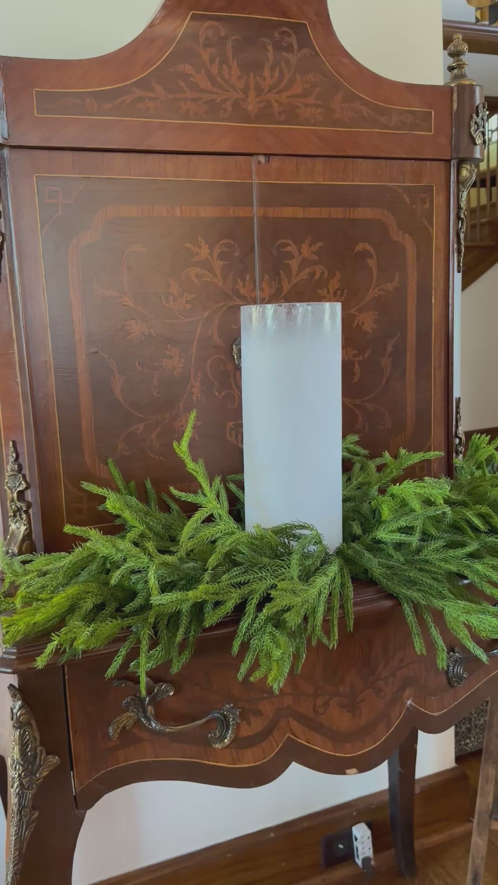 *ONLINE EXCLUSIVE!* 24" JUST CUT NORFOLK PINE CENTERPIECE