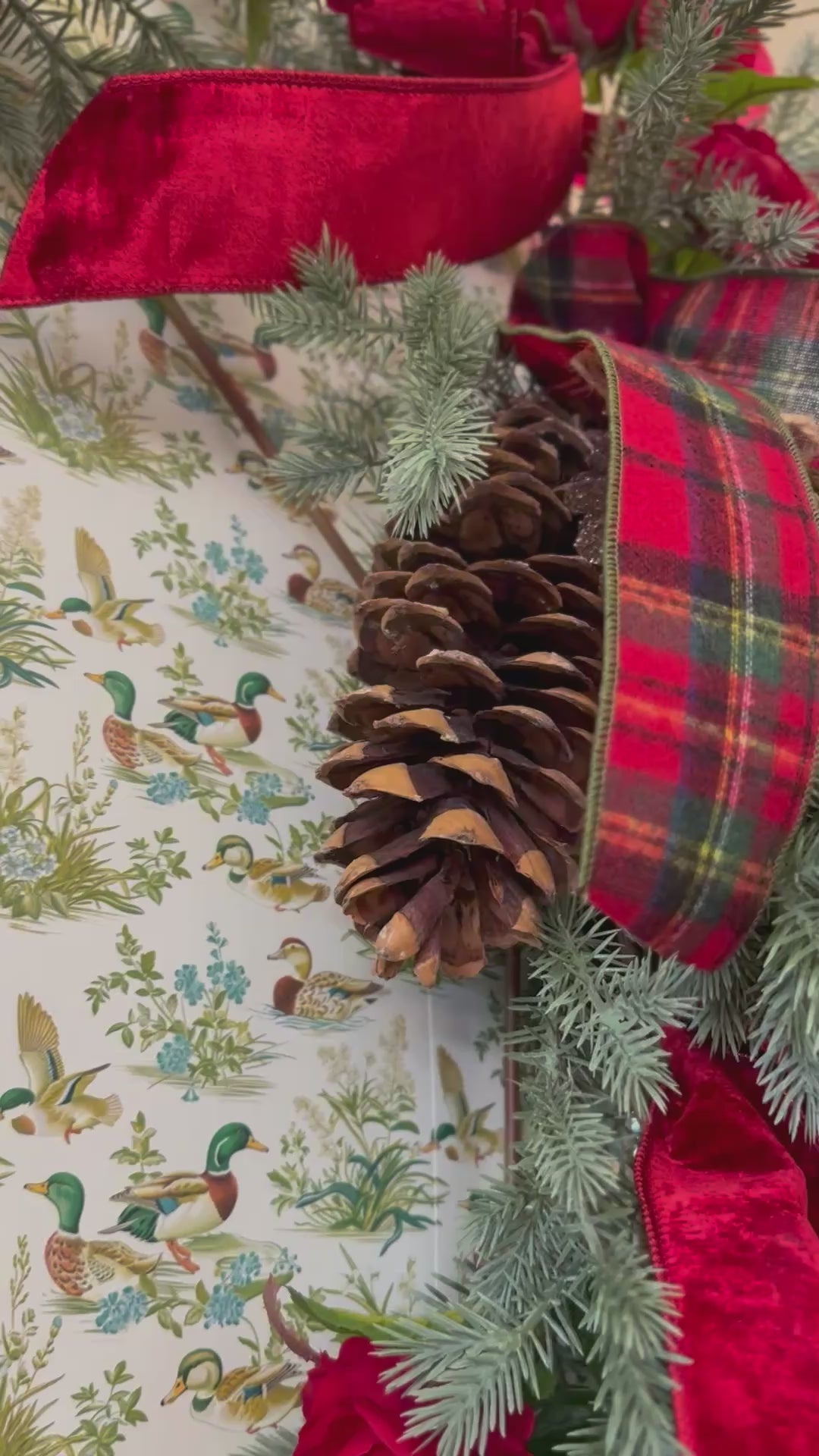 72” Roses Flannel and Pinecones Garland