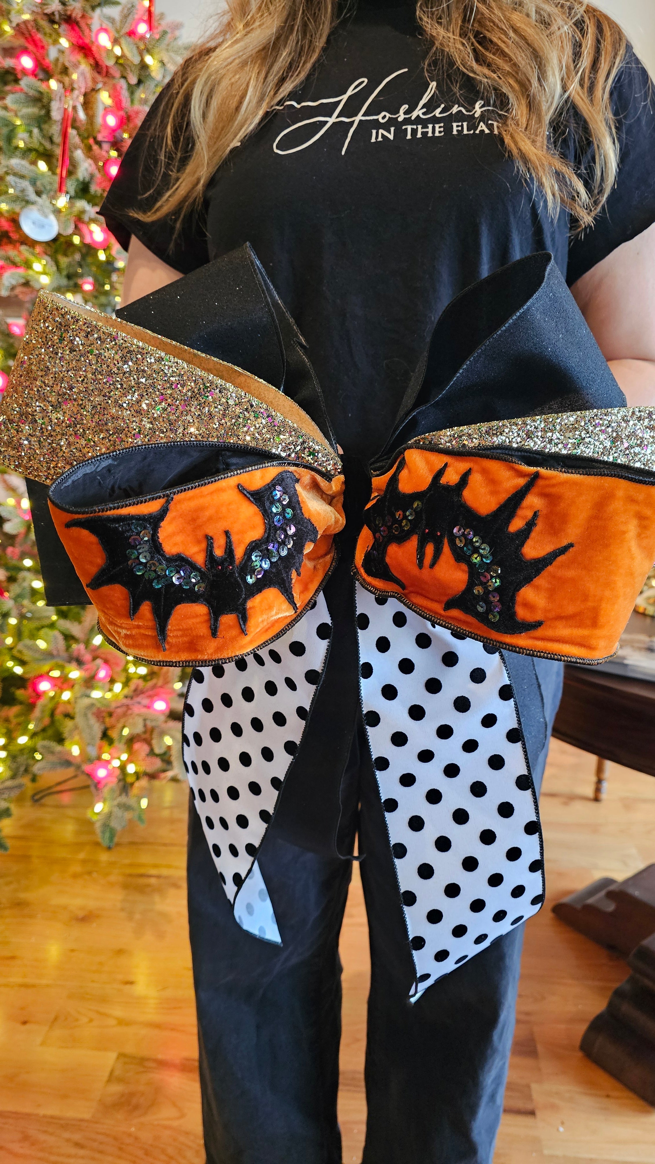 Batty for Bows - Gold