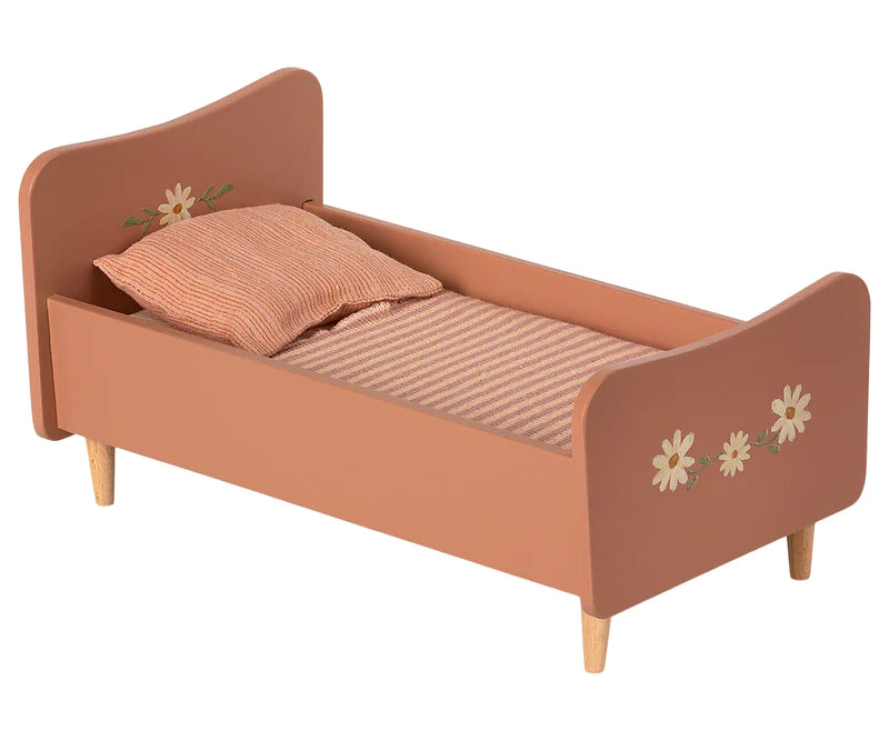 Wooden Bed, Mini