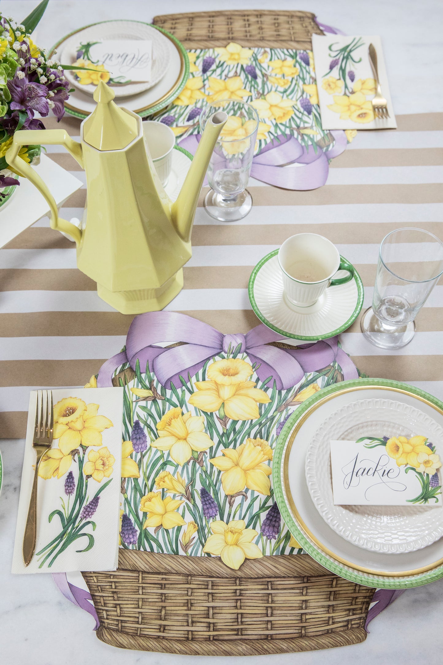 Die-Cut Daffodil Basket Placemats