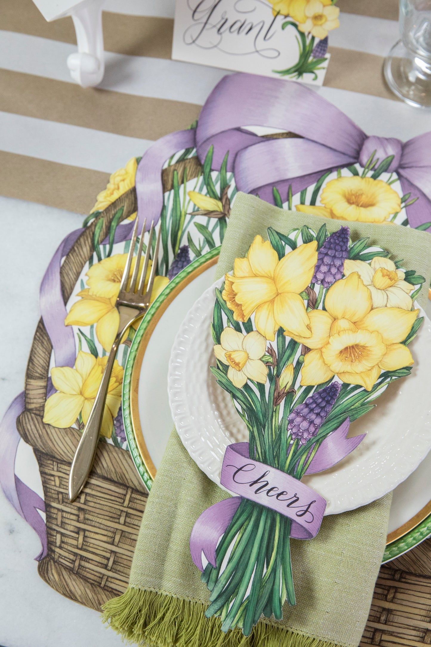 Die-Cut Daffodil Basket Placemats